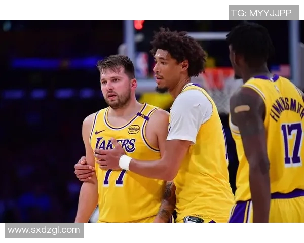 火箭对湖人精彩对决直播全程回顾与赛后分析