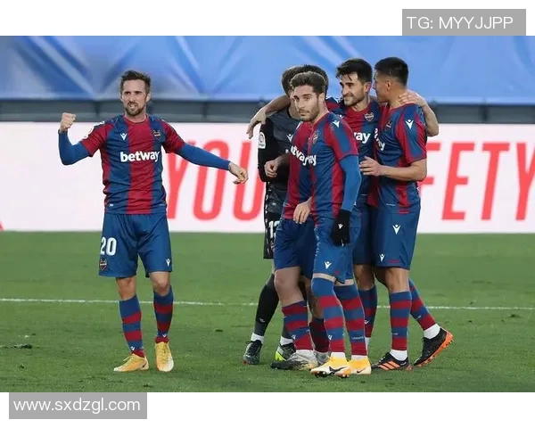 塞维利亚主帅赞扬球队表现_我们正在崭露头角